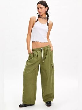 BDG Anderson Pull-On Wide Leg Cargo Pant